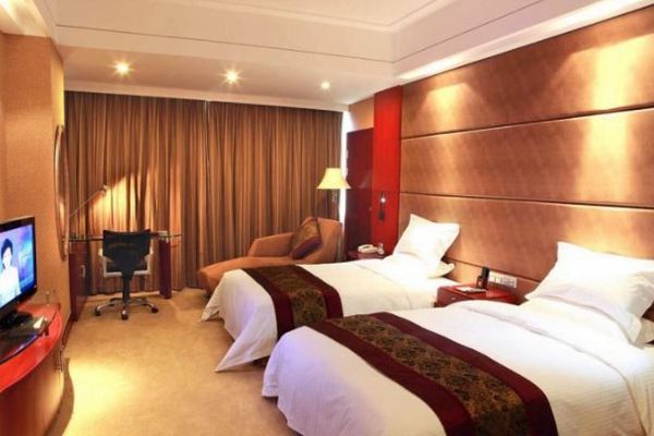 Junyu Grand Hotel (Qinhuangdao)